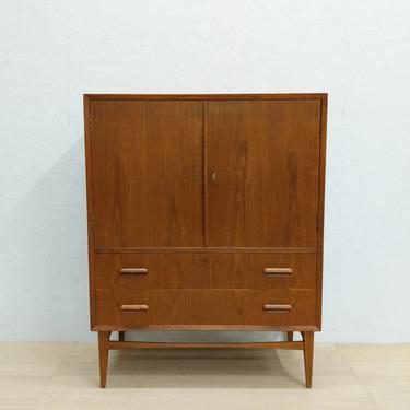 Vintage Danish Modern Teak Wardrobe / Dresser 