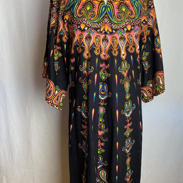 70’s boho dress/ kaftan/ psychedelic print/ black & Colorful/ tribal/ethnic/ paisley/ dyed cotton tunic / belled sleeves/ size small 