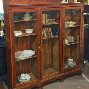 SOLD. Antique Oak Library Cabinet | Bookshelf | Bookcase | China Cabinet w/Glass Doors