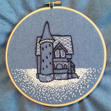 Snow Day Embroidery pattern - victorian  / queen anne house with turret 