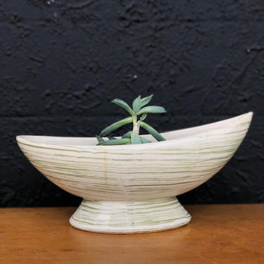 Green and White MCM Boat Shaped Planter 