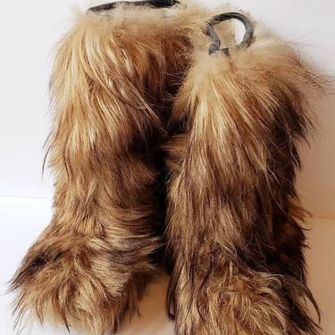 1970s Yeti Saba Boots Shaggy Brown Fur / 70s Boho Monster Costume Chewbacca Shoes Rubber Sole /37 