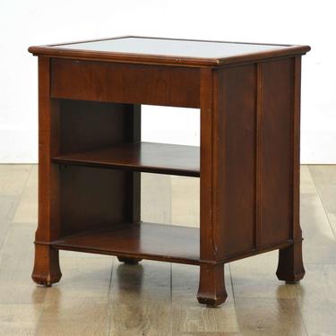 Fleetwood Canadian Glass Inlay Cherry Finish End Table