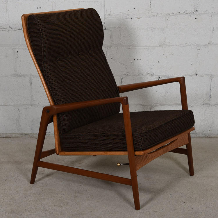 Danish Modern Teak Kofod Larsen Reclining Lounge Chair w / Ottoman