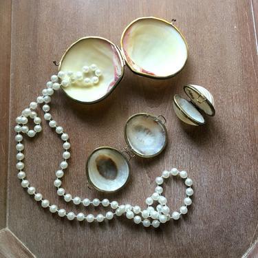 3 seashell purses - clam, limpet and pearled - vintage accessories 