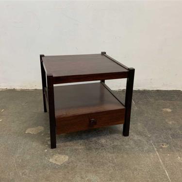 end table 1220