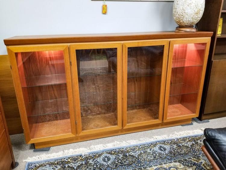 Danish Modern lLighted teak display cabinet with glass shelves