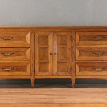 Sophisticate by Tomlinson Mid Century 6-Drawer Credenza