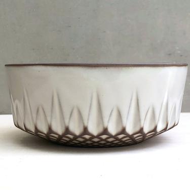 Black Porcelain Ceramic &quot;Flame&quot; Bowl  -  Glossy Warm White 