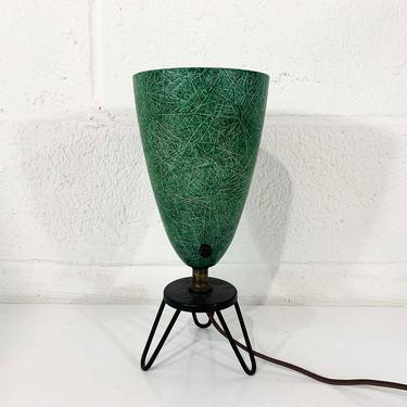 Vintage Green Tripod Table Lamp Desk Light Fiberglass Lampshade Home Decor MCM Mad Men Mid-Century 1960s Retro Accent Lighting Brass Atomic 