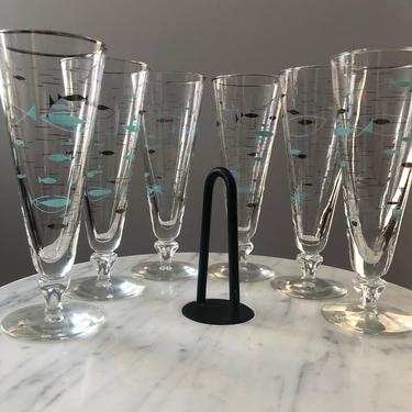 Six Mid Century Pilsner Glasses with Fish Motif, Vintage Drinkware, Collectible Glassware 