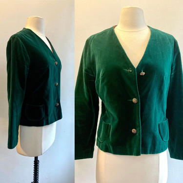 Vintage 40's 50s Cropped GREEN VELVET Jacket / POCKETS / Gold Tone Buttons 