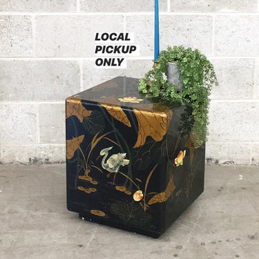 LOCAL PICKUP ONLY ———— Vintage Cube End Table 