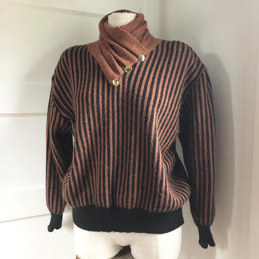 1980s Brown &amp; Black Striped Gathered Turtle Neck Sweater- size Large 