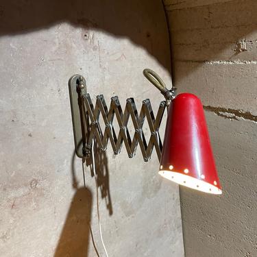 Italian Scissor Wall Sconce Lamp in Snazzy Red on Patinated Brass ITALY 1950s 