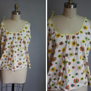 1960s Cotton Summer Blouse // Floral Print // Large 