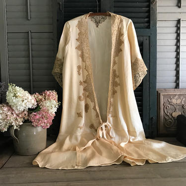 1920s Belgian French Lace Robe, Lingerie, Honeymoon, Soft Apricot, Art Deco Era, Wedding, Bridal Shower Gift 