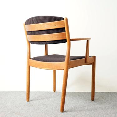 Oak Arm Chair, By Poul Volther - (317-020.2) 
