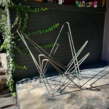 Pair 1950s Knoll sculptural butterfly lounge chairs Jorge Ferrari-Hardoy (Bonet, Kurchan) Vintage Mid-Century Modern Patio Outdoor 