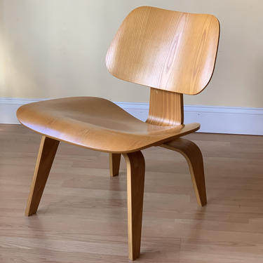 Herman Miller Eames LCW Lounge Chair in Ash 