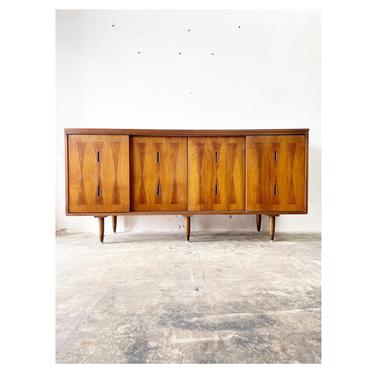 Mid Century Modern Credenza or Console 