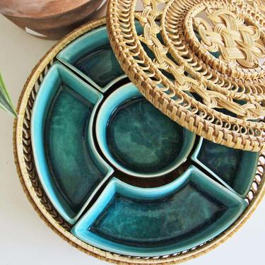 Vintage Mid Century Round Chip and Dip Platter in Rattan Holder - 1960s Turquoise Ceramic Appetizer Dish 5 Piece - Tiki Pupu Snack Platter 