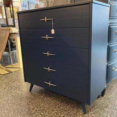 Navy painted mid century chest of drawers. 38.5” x 17” x 41.5”