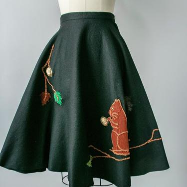1950s Circle Skirt Black Wool Felt Squirrel XS 