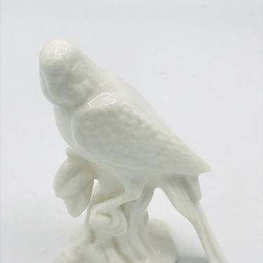 Vintage Parrot  White Bird Figurine 4 1/4&amp;quot; 