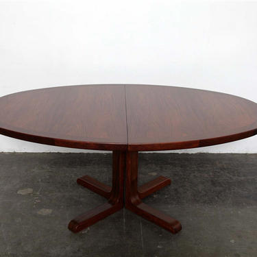 dining table 1253
