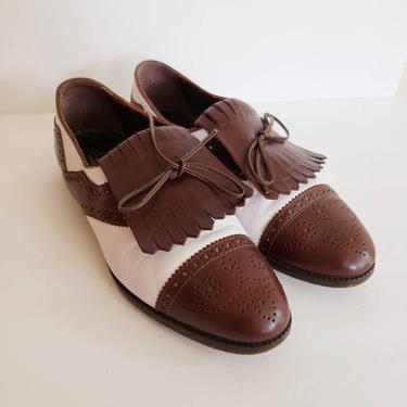 1980s Joan & David Brown and White Lace Up Loafers / 80s Two Toned Oxford Shoes with Fringed Tassels / 38 1/2 / Jacaranda 