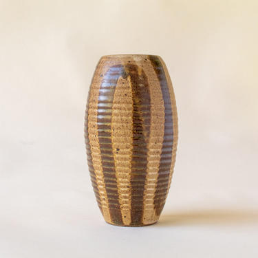 Mid Century Studio Pottery Vase / Vintage OOAK Handmade Hand Thrown / Glazed Ridged Ceramic Earthtone Rustic Boho Decor 