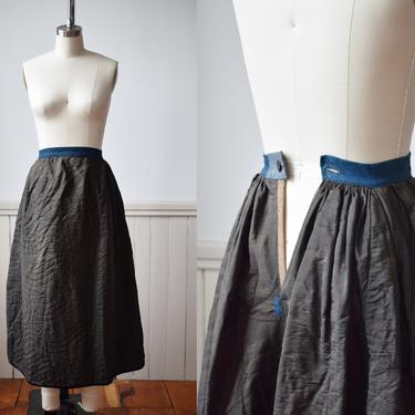Antique Victorian Quilted Woolen Winter Petticoat | XXS | 1800s Wool and Cotton Lined Hand-Quilted Petticoat Skirt 