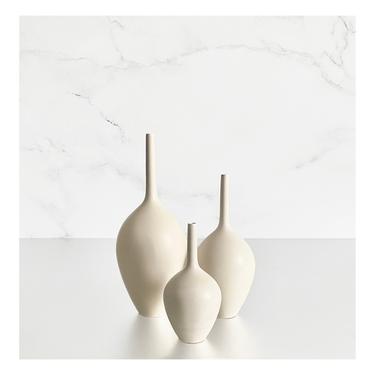SHIPS NOW- Seconds Sale - 3 White Stoneware Teardrop Vases, modern minimal mid century modern decor interior design pottery accessories 