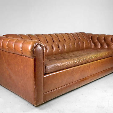 Mid-Century Tufted Leather Sofa / Sleeper -SOLDMid-Century Tufted Leather Sofa / Sleeper 