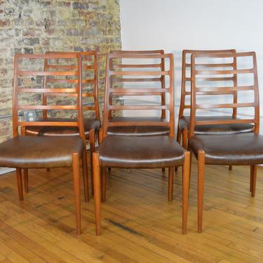 Set of Six JL Moller Teak &amp; Leather Model 82 Dining Chairs