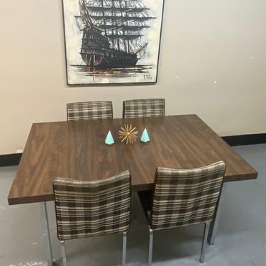 Mid Century Virtue of Hollywood Kitchen Table, MCM Knoll Styled Table and One Extension, Vintage Table and Chair Set 