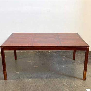 dining table 1368