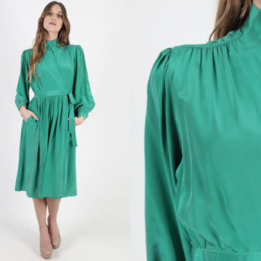 Vintage 80s Green Silk Dress Simple Christmas Party Wrap Dress 1980s Holiday Solid Color Cocktail Party Full Skirt Pockets Mini Dress 