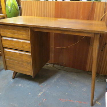 Vintage MCM Paul Mccobb style walnut desk