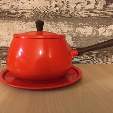 Mid Century French Enamelware Orange Fondue Pot Lidded Saucepan 
