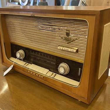 Grundig 2066 PX AM/FM Radio
