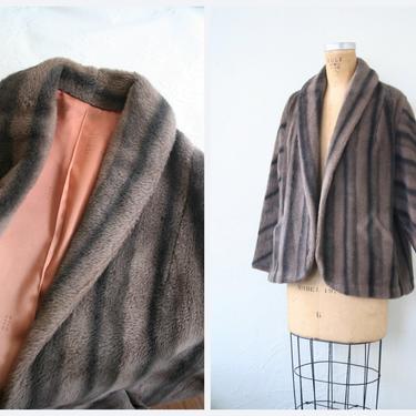 elegant 1950s faux fur ladies winter coat - striped fur jacket / 50s faux fur coat - vintage faux fur jacket / vegan coat - fake fur coat 