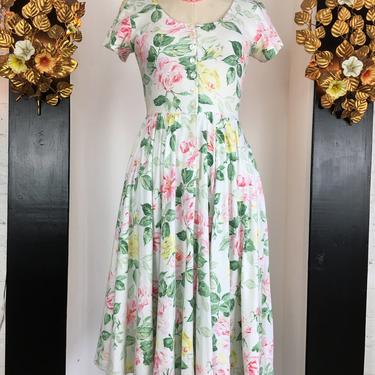 1980s floral dress, cotton jersey dress, vintage 80s dress, 1950s style dress, small medium, dress with pockets, full skirt dress, romantic 