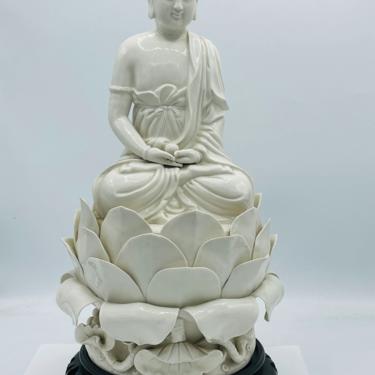 16&amp;quot; China Dehua White Porcelain Lotus Guanyin Kwan-yin Bodhisattva Buddha Statue- Chip Free Stamped Hong Kong 