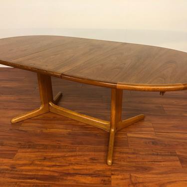 Mid-Century Teak Dining Table With a Leaf by Skovby - Made in Denmark 