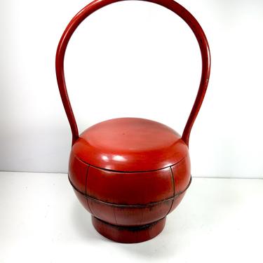 19th century Chinese red lacquered wedding basket 