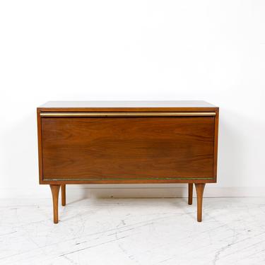 Vintage small bar cabinet with formica top | Free delivery in NYC and Hudson areas 