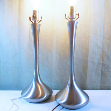 Pair of Vintage Laurel Tulip Lamps - Mod Table Lamp 