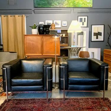 Vintage Jack Cartwright Black Leather Le Corbusier Lc2 Style Chairs – a Pair